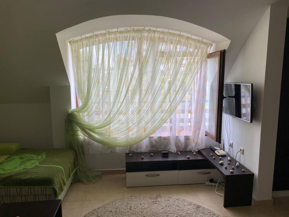 сирена Apartment